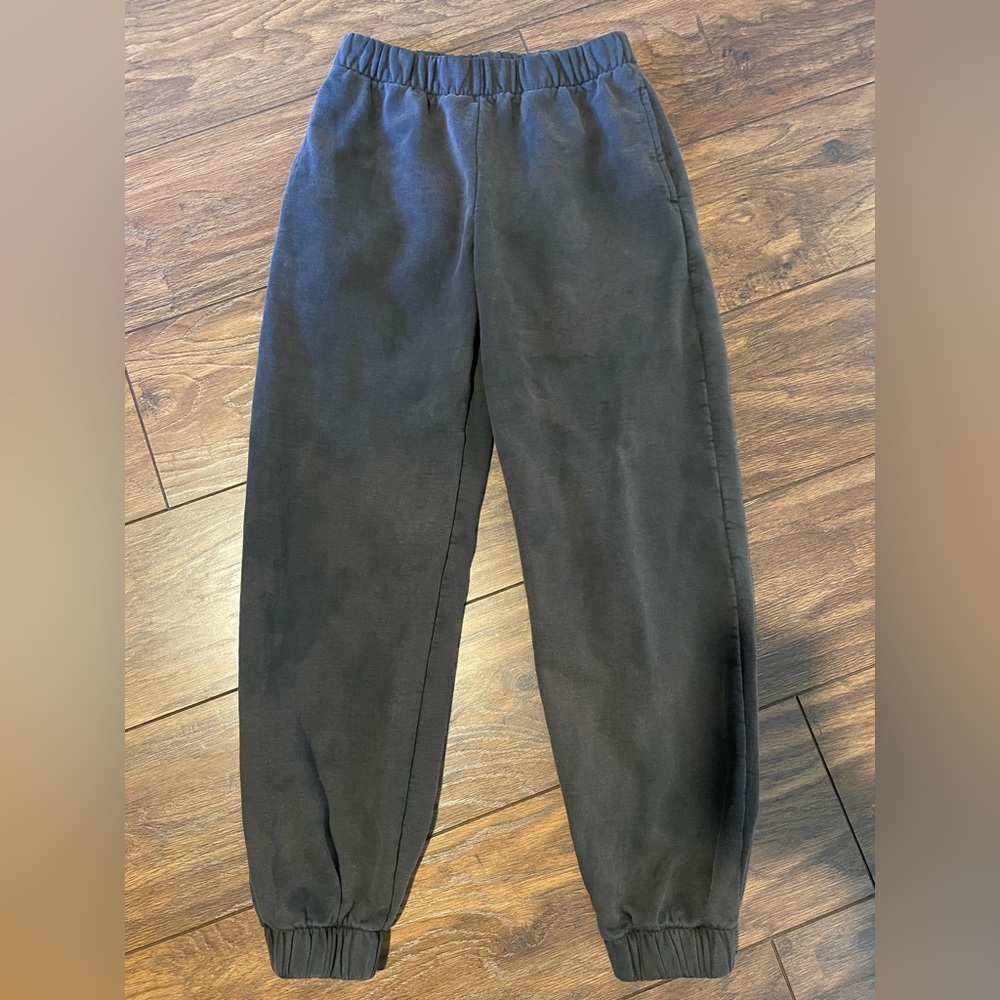 Brandy Melville Charcoal Gray Sweatpants -OS